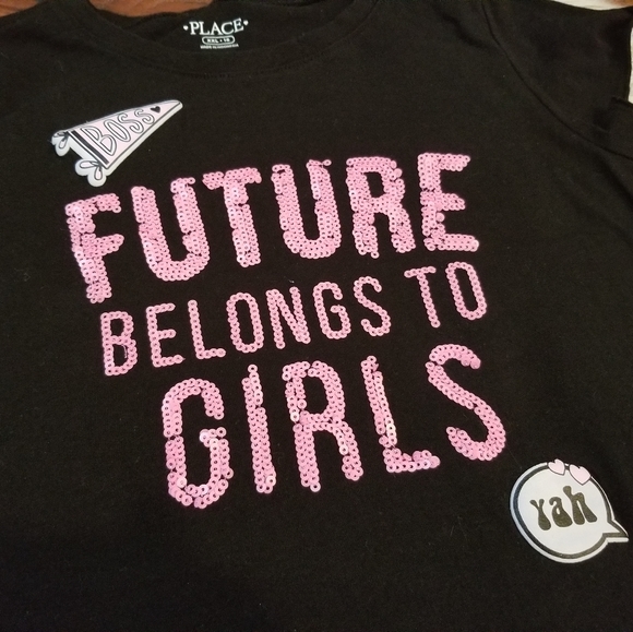 CLOSET CLEAR OUT ITEM - Picture 3 of 7